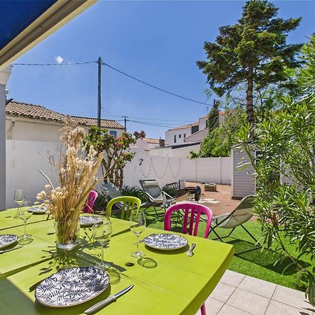 Entre Coeur De Ville Et Plage, Maison Pour 8 Saint-Gilles-Croix-de-Vie Exteriér fotografie