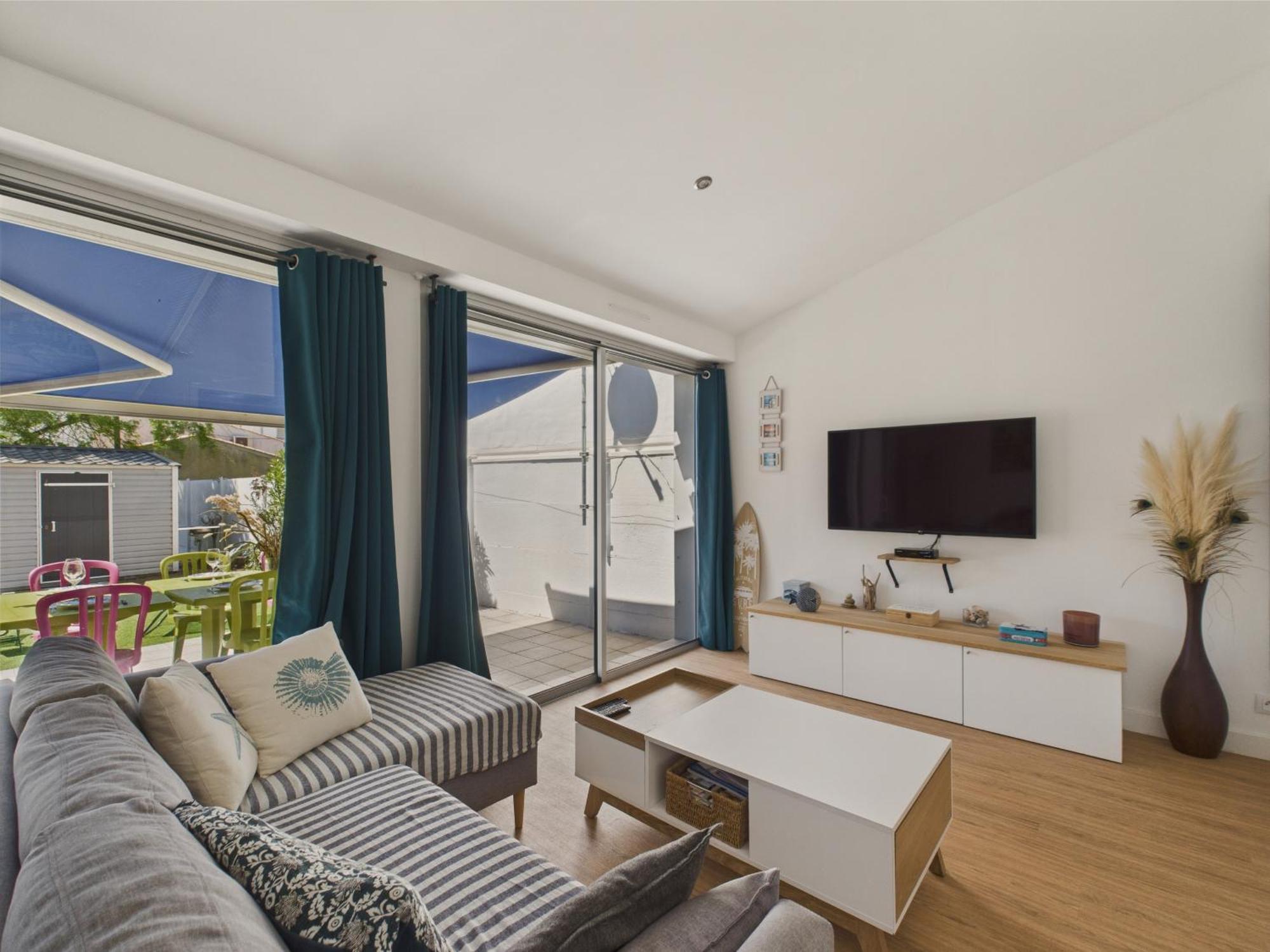 Entre Coeur De Ville Et Plage, Maison Pour 8 Saint-Gilles-Croix-de-Vie Exteriér fotografie